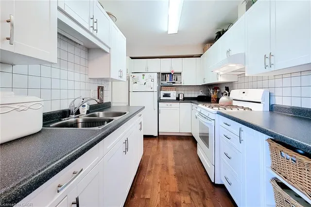 Additional image 15 of 1115 Paramount Dr Unit 88