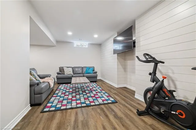 Additional image 39 of 35 Serenity Lane