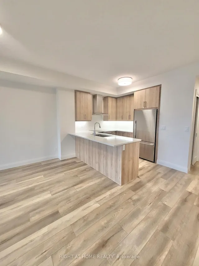 Additional image 4 of 500 Brock Ave Unit 404
