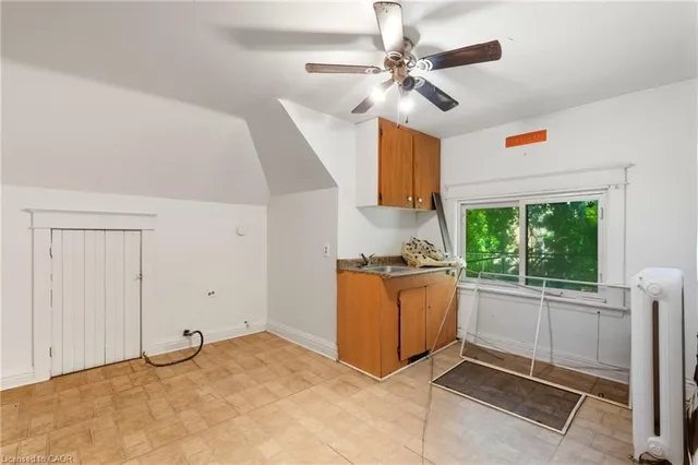 Additional image 28 of 11 Holton Ave