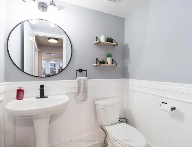 Additional image 24 of 7 Suitor Crt