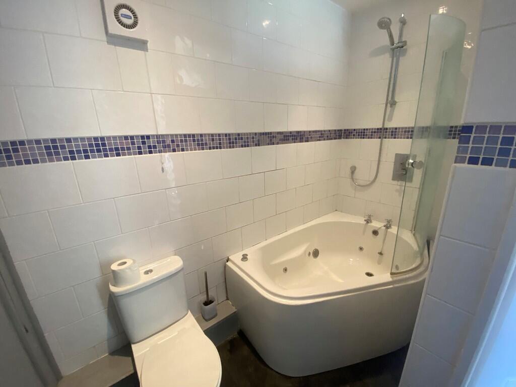 Additional image 9 of Hill Cottage, Essendon