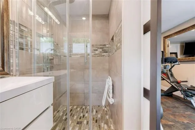 Additional image 21 of 193 Pine Cove Rd