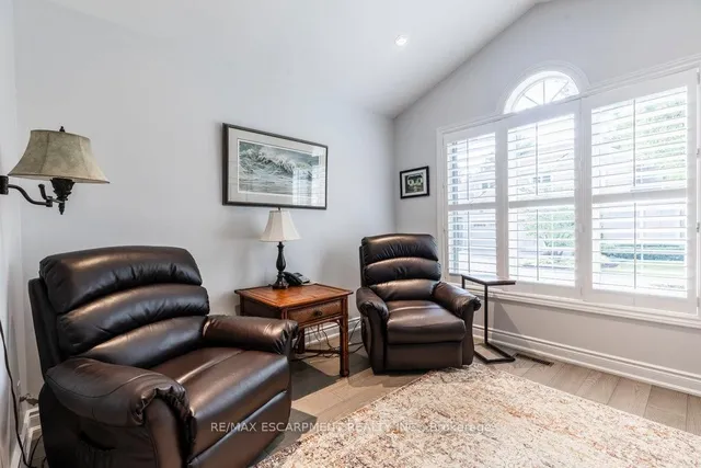 Additional image 23 of 1095 Skyview Dr Unit 2