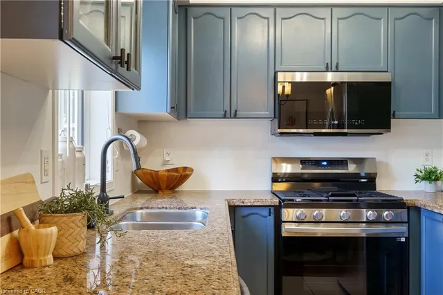 Additional image 21 of 14 Fox Run