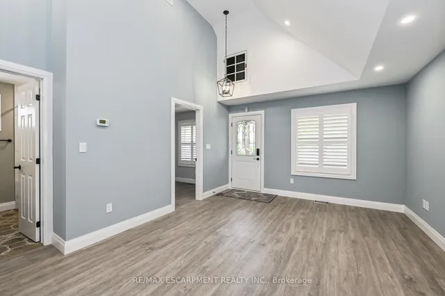 Additional image 5 of 95 Houghton Ave