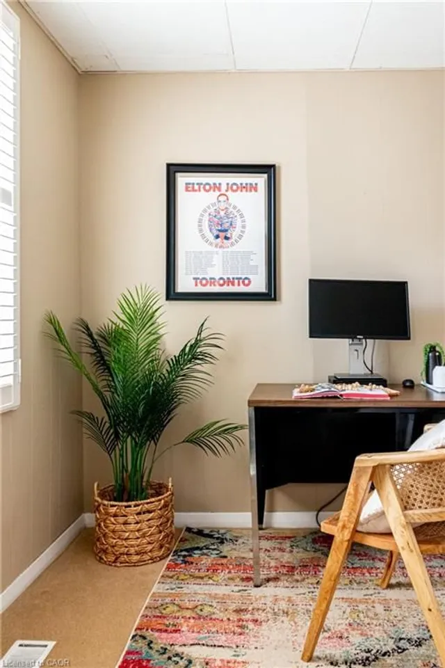 Additional image 12 of 70 Poulette St