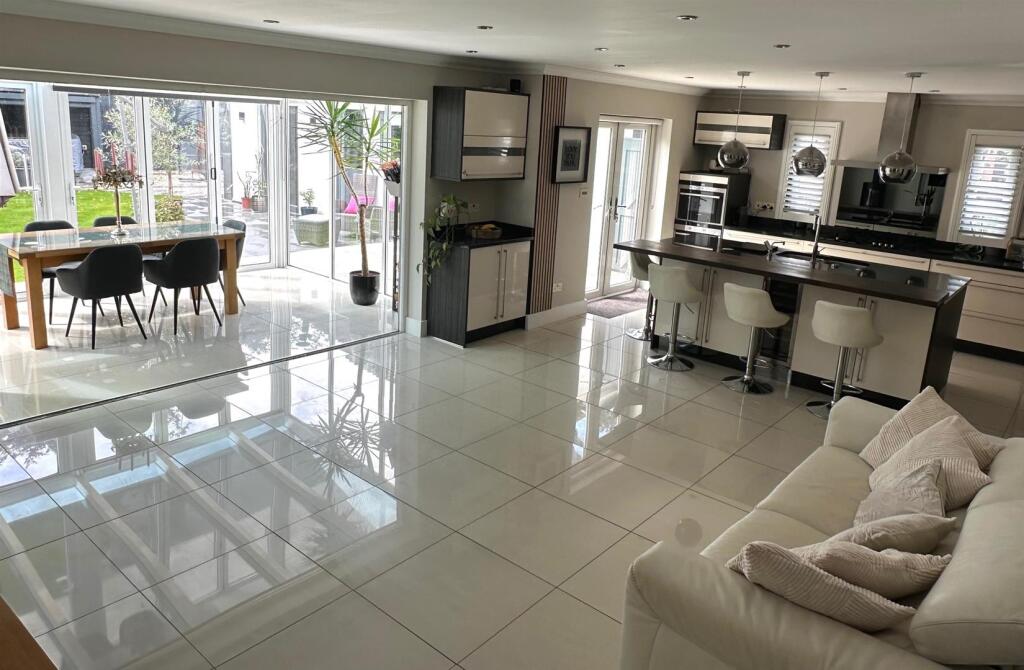 Additional image 4 of Clarence Road, Harpenden