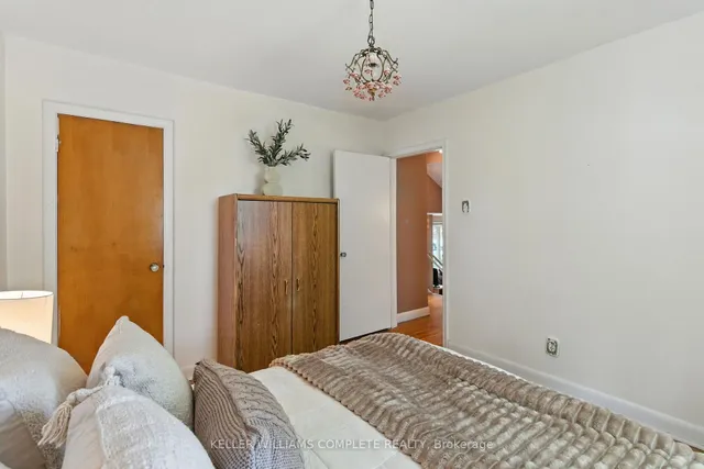 Additional image 18 of 1001 Brucedale Ave