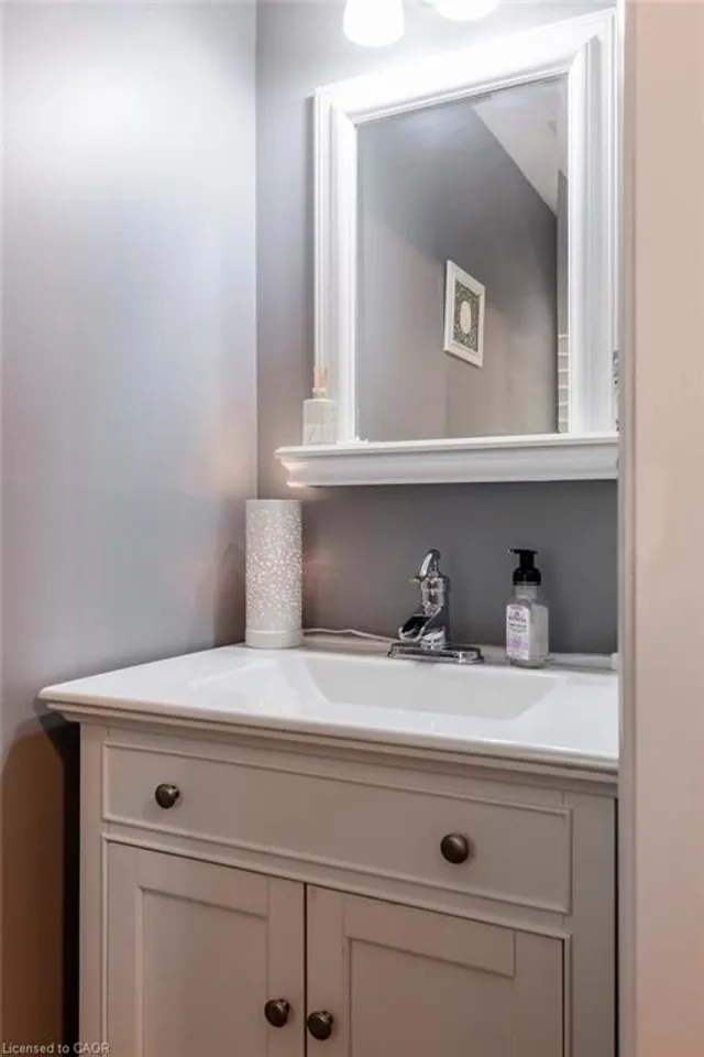 Additional image 3 of 15 Buttercup Cres