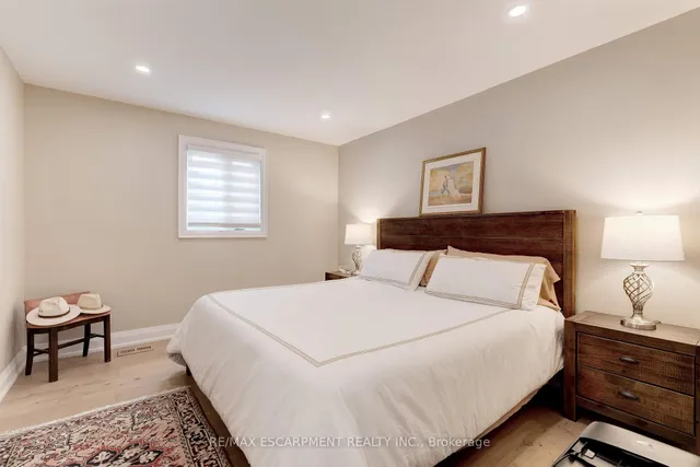 Additional image 29 of 5255 Lakeshore Rd Unit 57