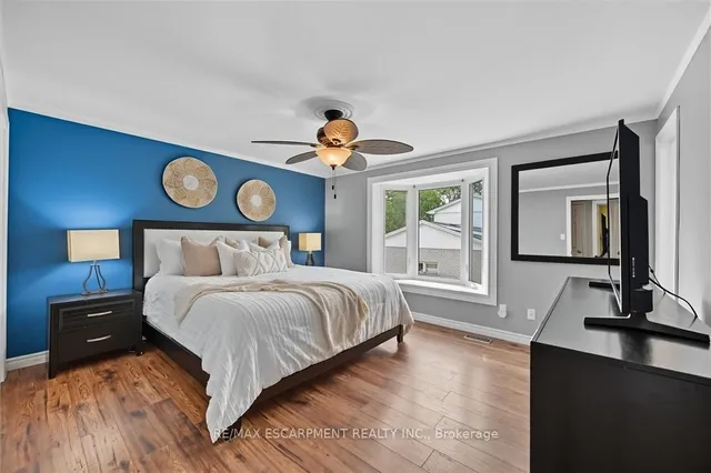 Additional image 26 of 641 HOLT Dr