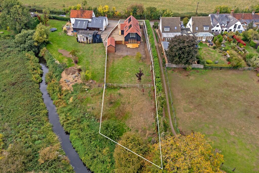 Additional image 5 of Warrengate Road, Brookmans Park