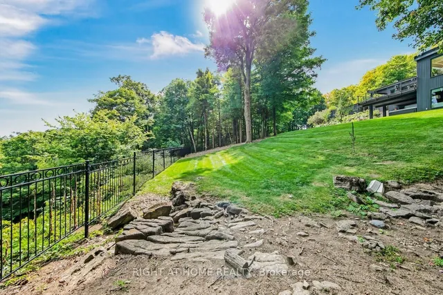 Additional image 38 of 7171 Appleby Line