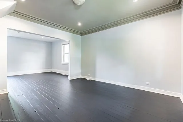 Additional image 15 of 499 Hughson St