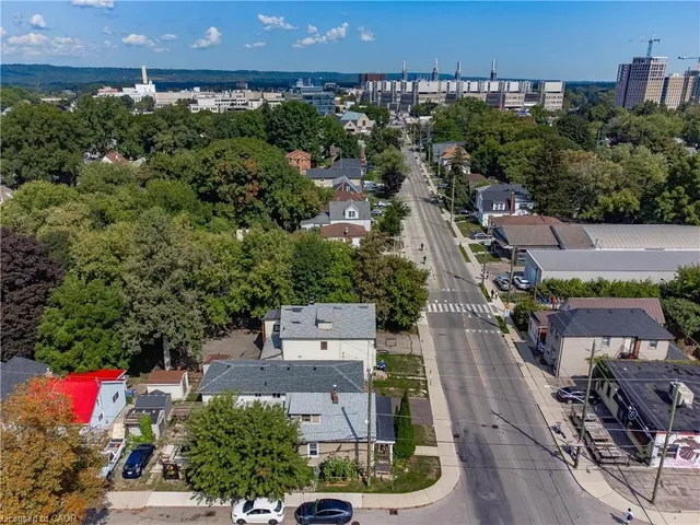 Additional image 29 of 110 Emerson St