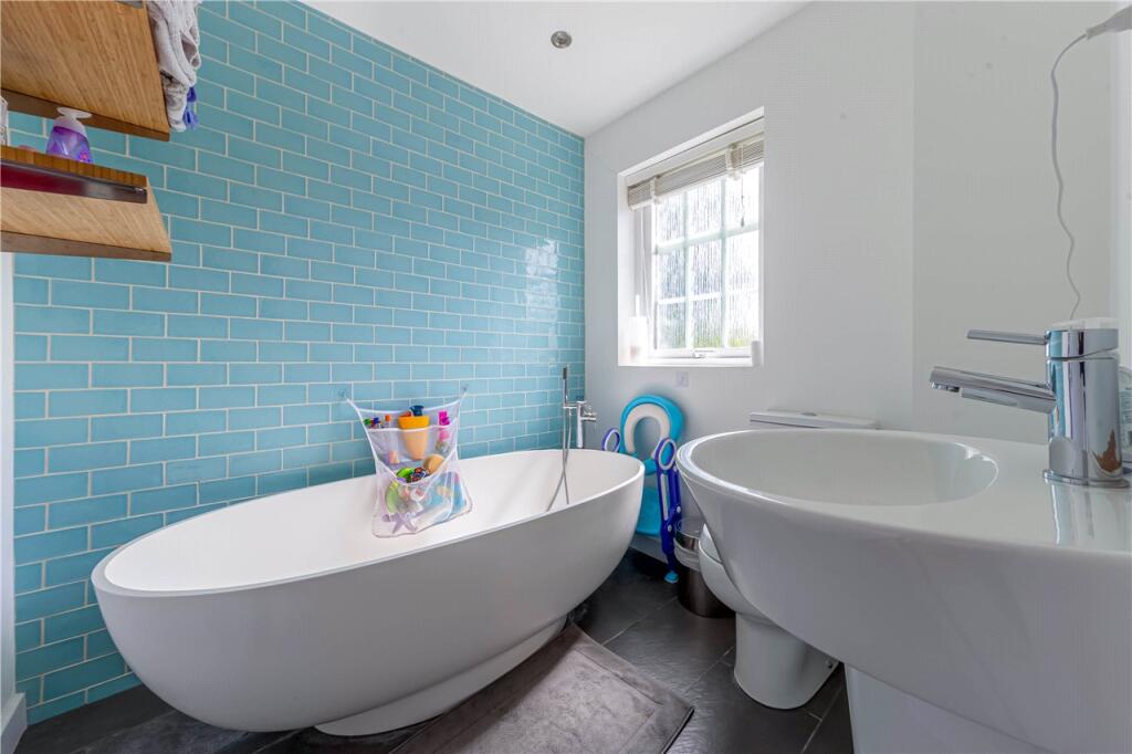 Additional image 13 of Cardinal Grove, St. Albans, AL3