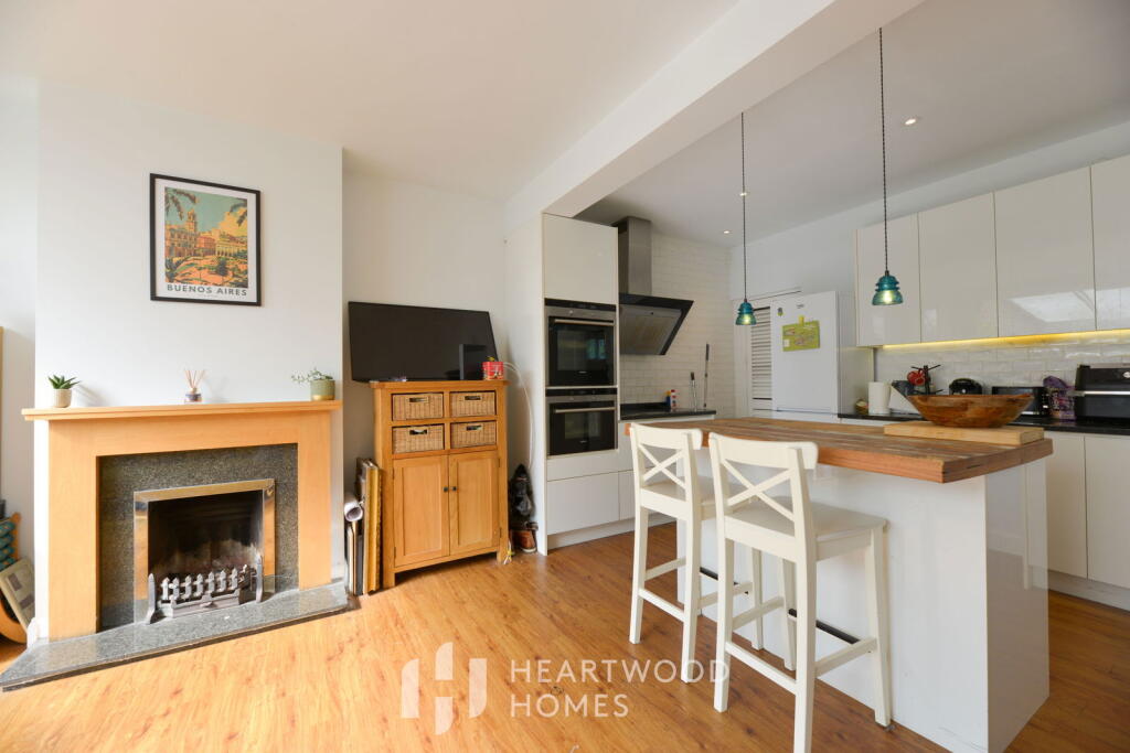 Additional image 4 of Colney Heath Lane, St. Albans, AL4 0TU