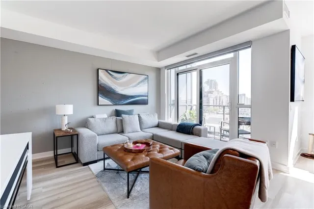 Additional image 6 of 2007 James St Unit 409