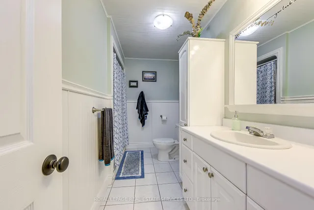 Additional image 30 of 1294 Guelph Line Unit 4