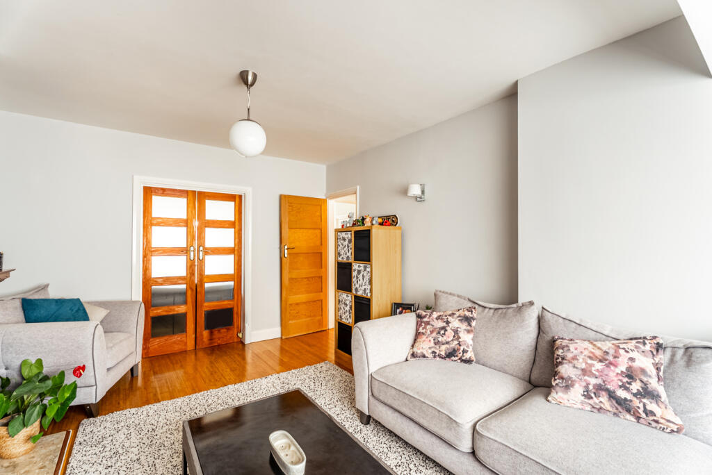 Additional image 12 of The Ridgeway, St. Albans, Hertfordshire, AL4