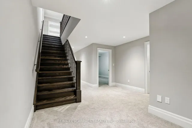 Additional image 37 of 391 Patricia Dr