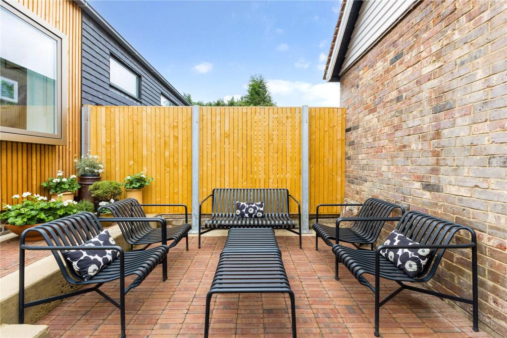 Additional image 18 of Avenue St. Nicholas, Harpenden, Hertfordshire, AL5