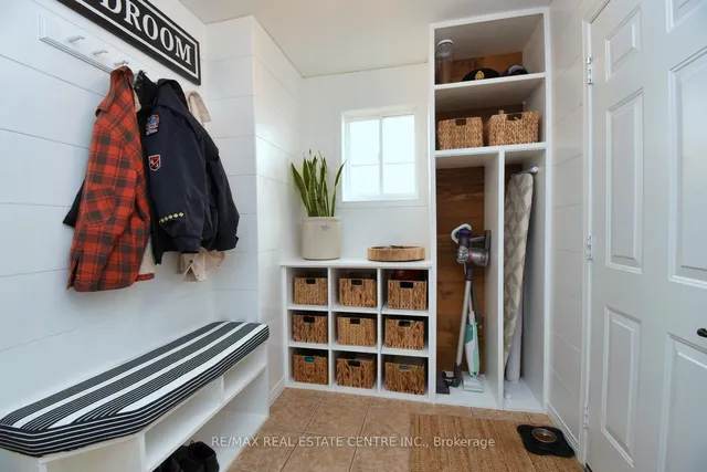 Additional image 22 of 35 Eringate Dr