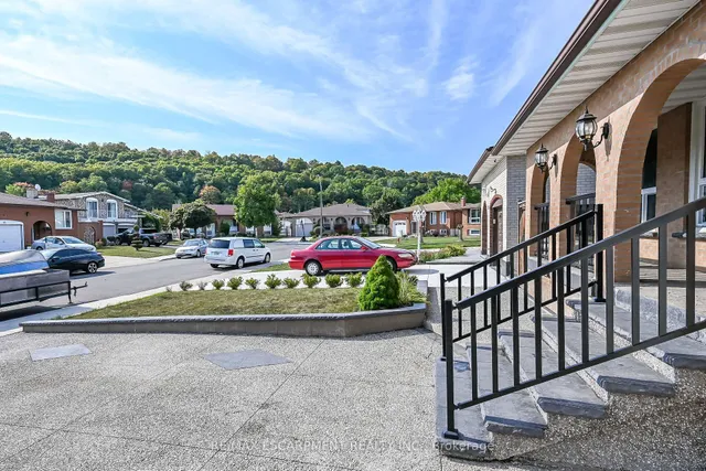 Additional image 49 of 28 Tara Crt