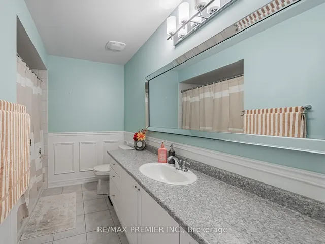 Additional image 24 of 935 Transom Cres