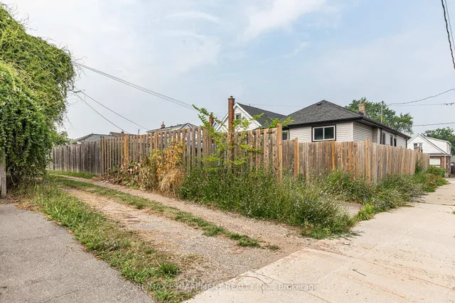 Additional image 41 of 118 Julian Ave