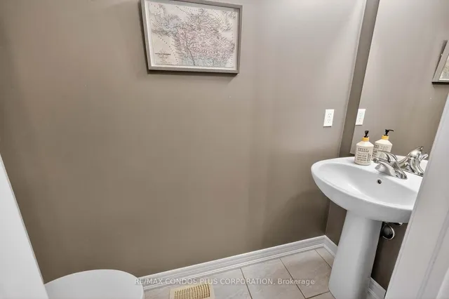 Additional image 20 of 1491 Plains Rd Unit 4