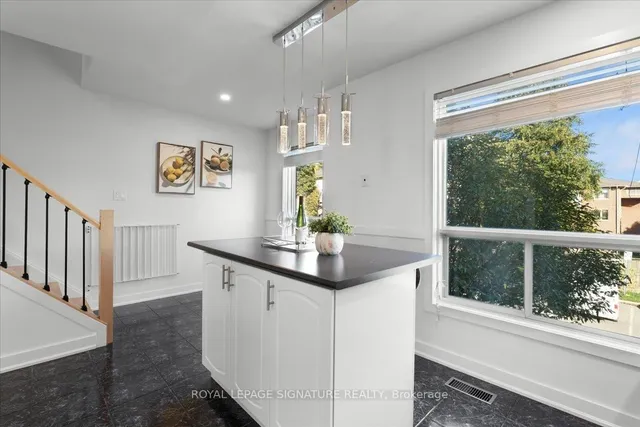 Additional image 23 of 384 Limeridge Rd Unit 11