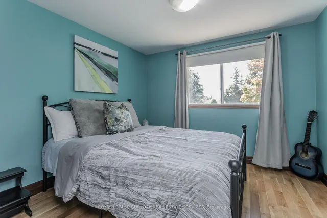 Additional image 20 of 4871 Wellington Road 29