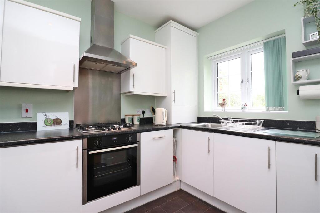 Additional image 19 of Mortimer Crescent, Kings Park, St. Albans