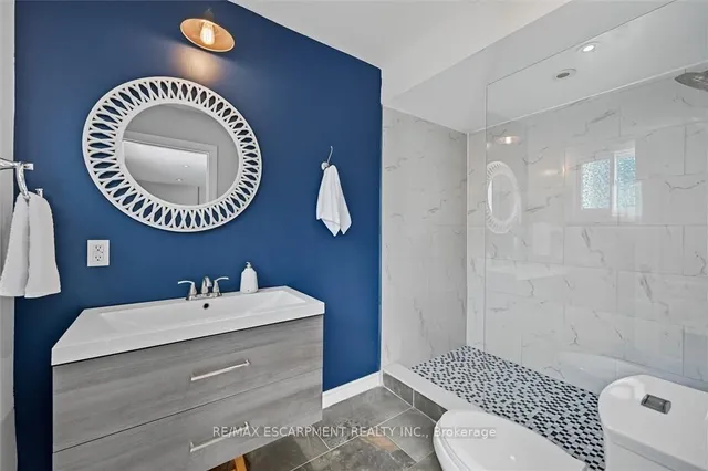 Additional image 12 of 641 HOLT Dr