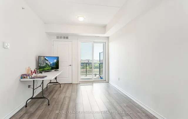 Additional image 12 of 640 Sauve St Unit 313