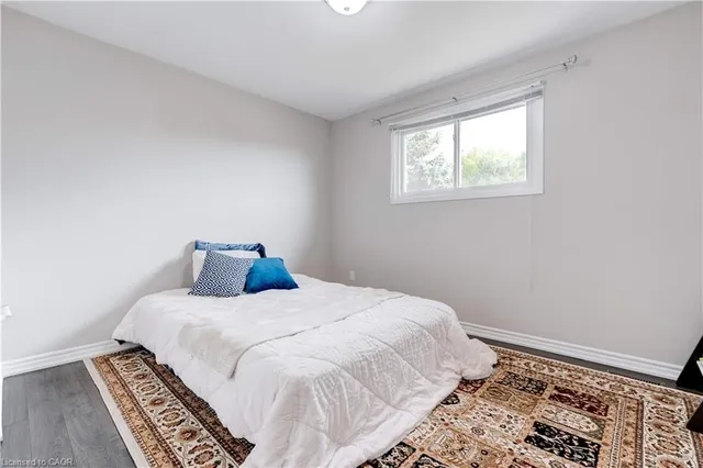 Additional image 11 of 5475 Lakeshore Rd Unit 19