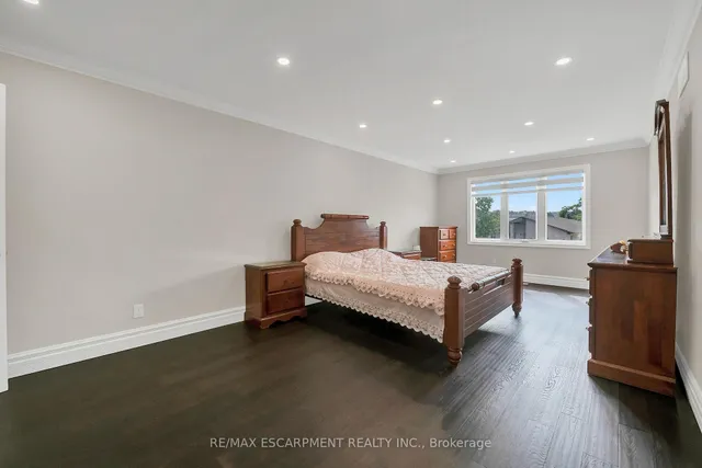 Additional image 26 of 125 VALERA Dr