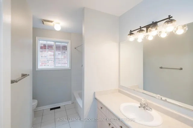 Additional image 35 of 833 Watson Terr