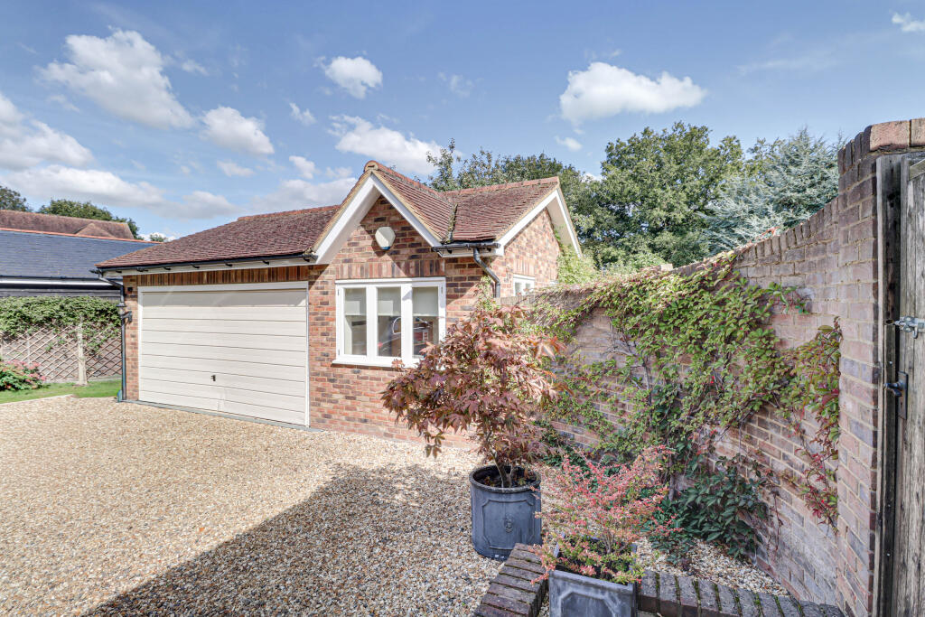 Additional image 15 of Luton Lane, Redbourn, AL3