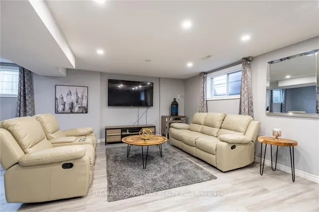 Additional image 22 of 5 Twinoaks Cres