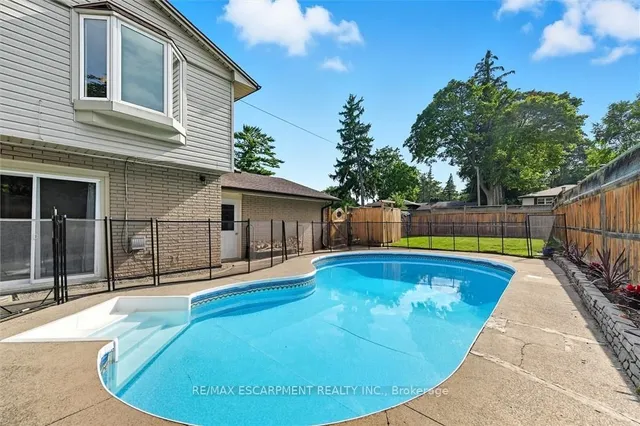 Additional image 44 of 641 HOLT Dr