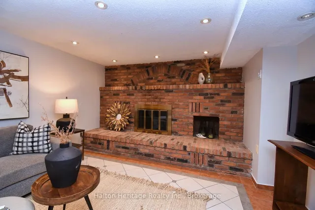 Additional image 21 of 454 Evergreen Ave