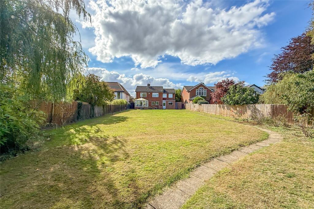 Additional image 13 of Tuffnells Way, Harpenden, Hertfordshire, AL5