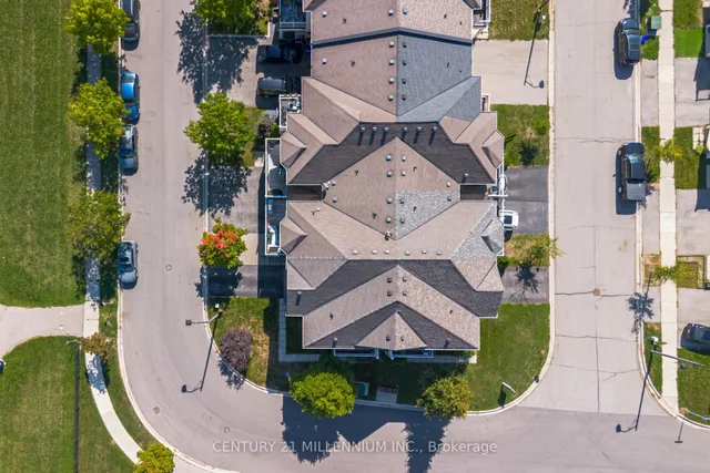 Additional image 41 of 914 Ambroise Cres