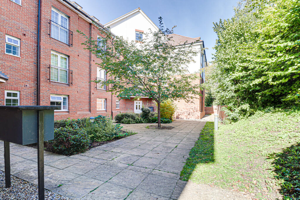 Additional image 12 of Millstone Way, Harpenden, AL5