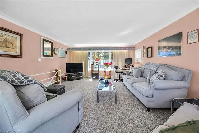 Additional image 21 of 27 Paradise Rd