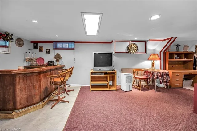 Additional image 33 of 27 Paradise Rd