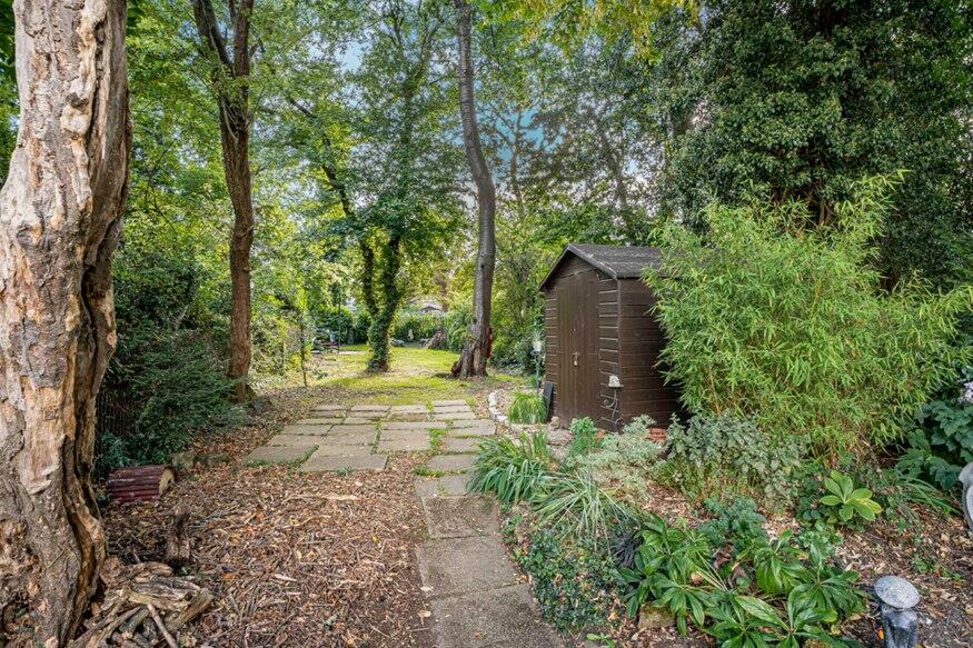 Additional image 15 of Cranbourne Drive, Harpenden, AL5